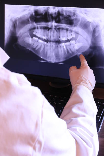 Best Dentist Open on Weekends  in Claremont, CA